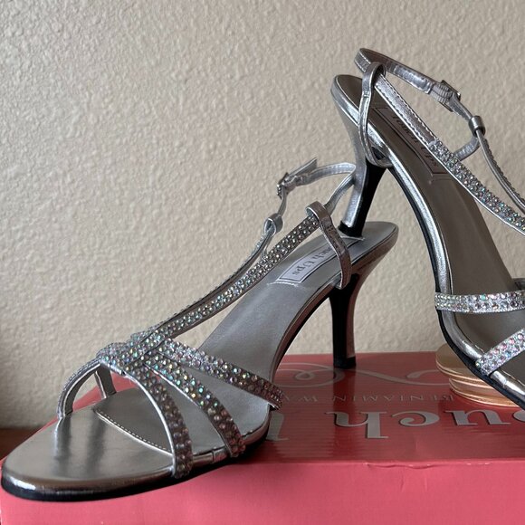Touch Up Silver Rhinestone sling back heels - Size 8.5W - Picture 1 of 3